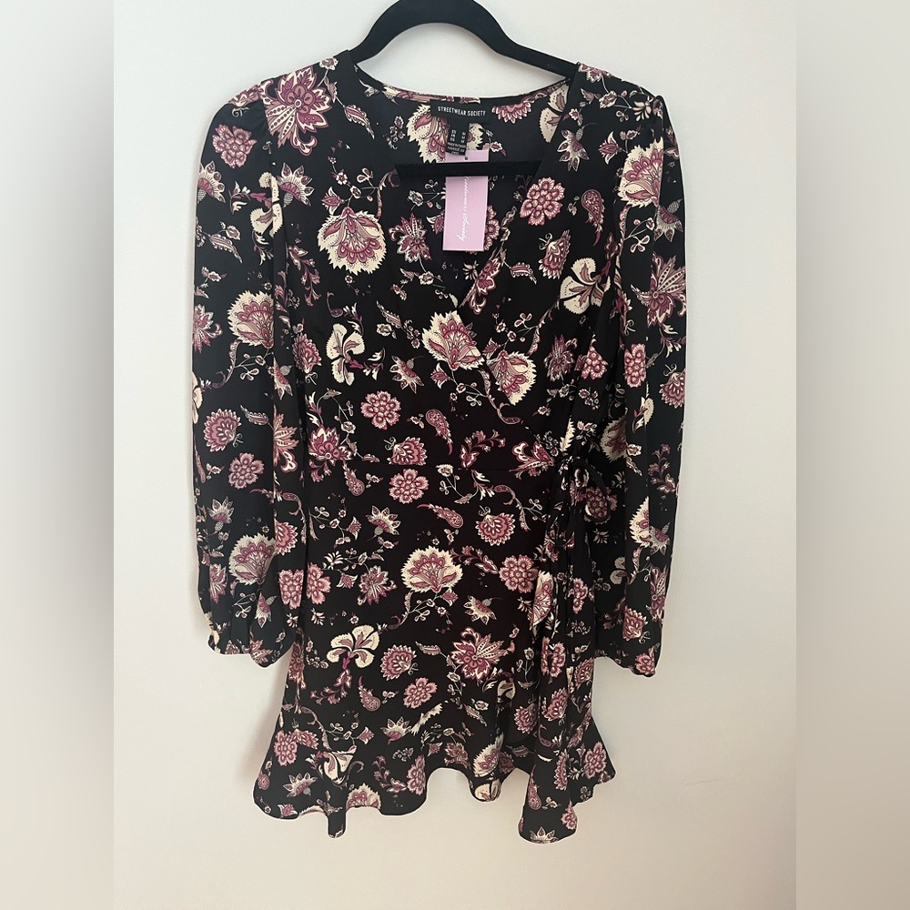 Streetwear Society Floral Black and Pink Dress